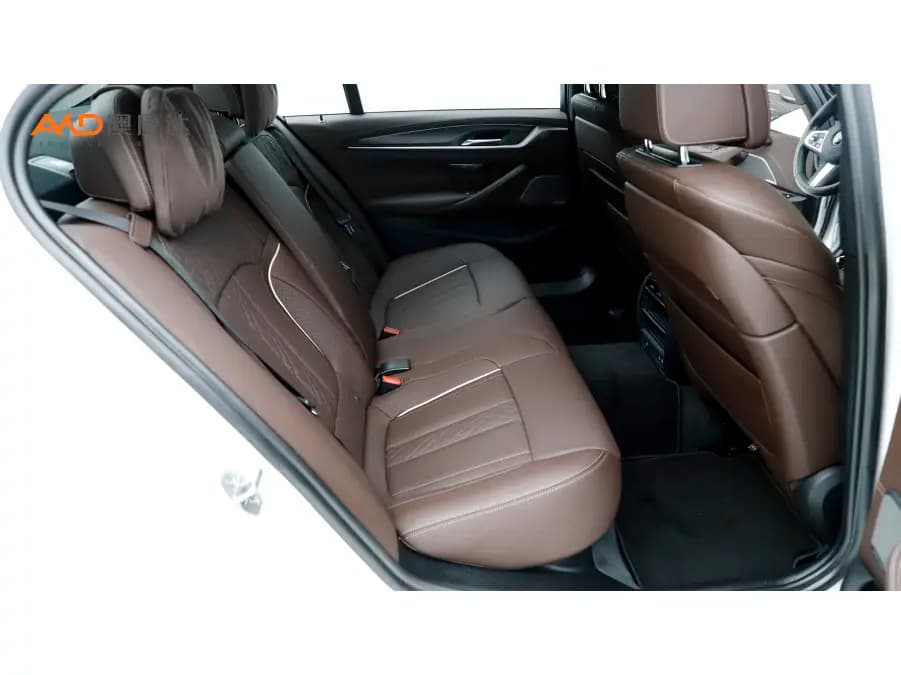BMW 5 Series PHEV 2022 г. 39100 км. — фото 3