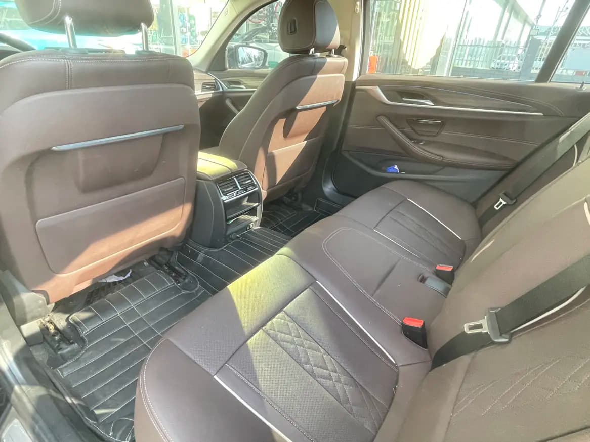 BMW 5 Series PHEV 2021 г. 88000 км. — фото 11