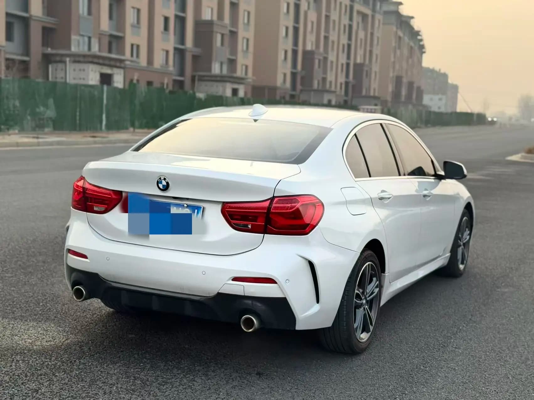 BMW 1 Series 2021 г. 100098 км. — фото 3