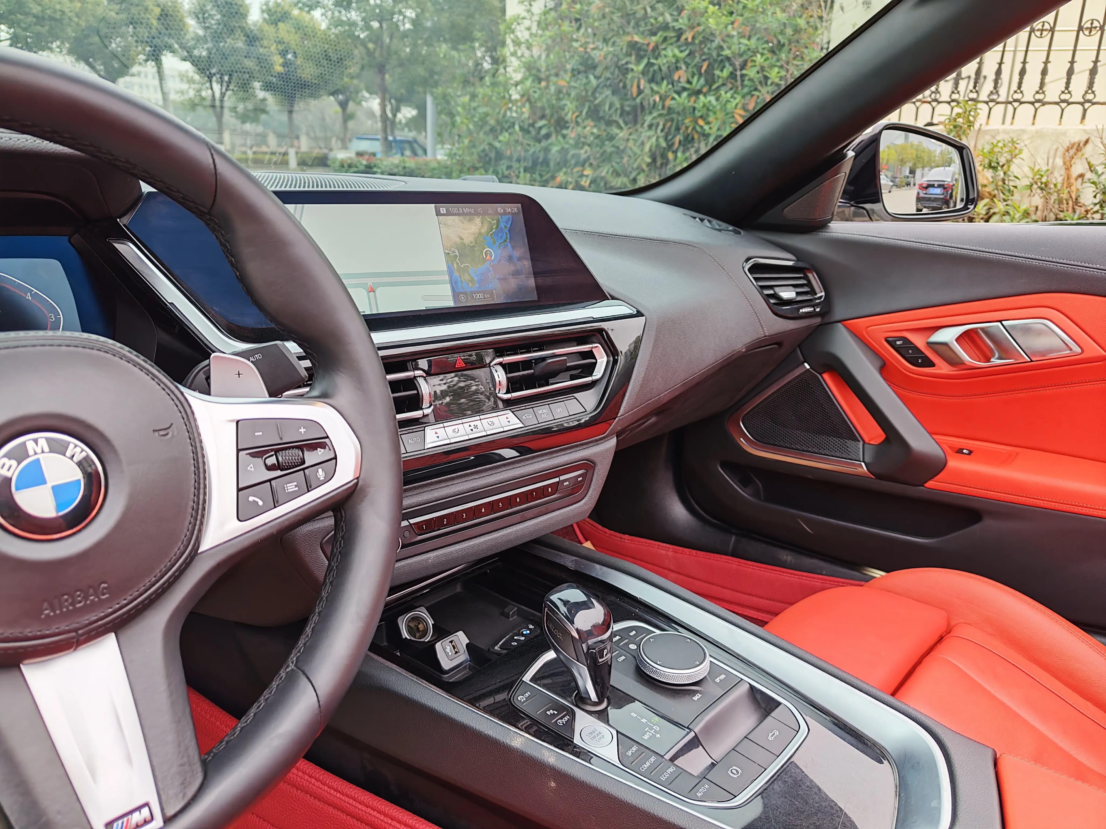 BMW Z4 2021 г. 48007 км. — фото 17