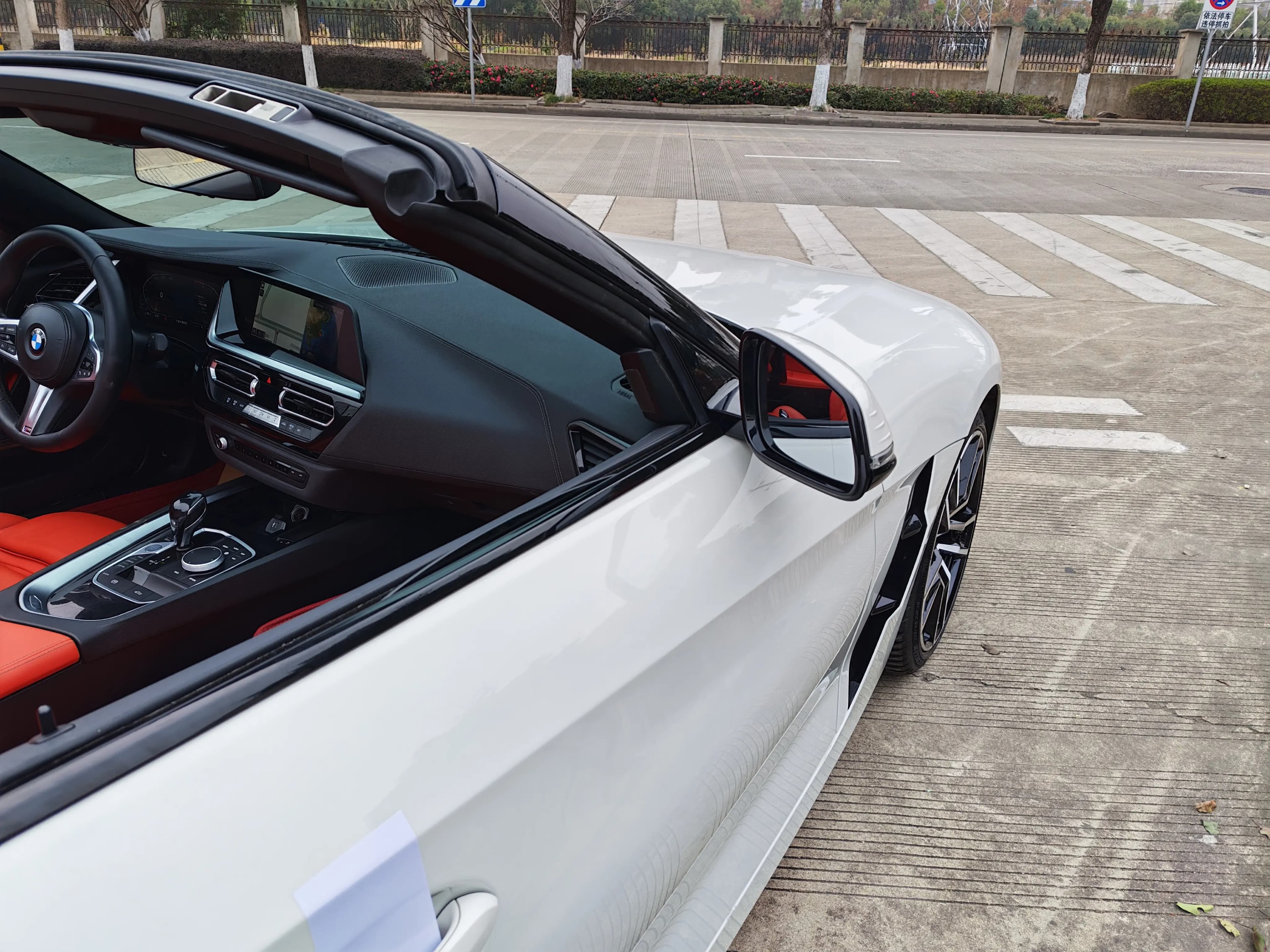 BMW Z4 2021 г. 48007 км. — фото 8