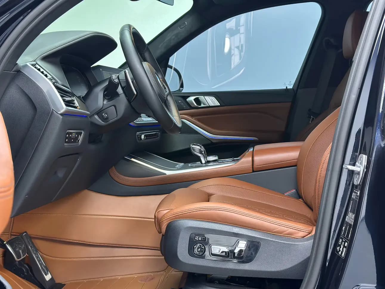 BMW X7 2021 г. 58085 км. — фото 12