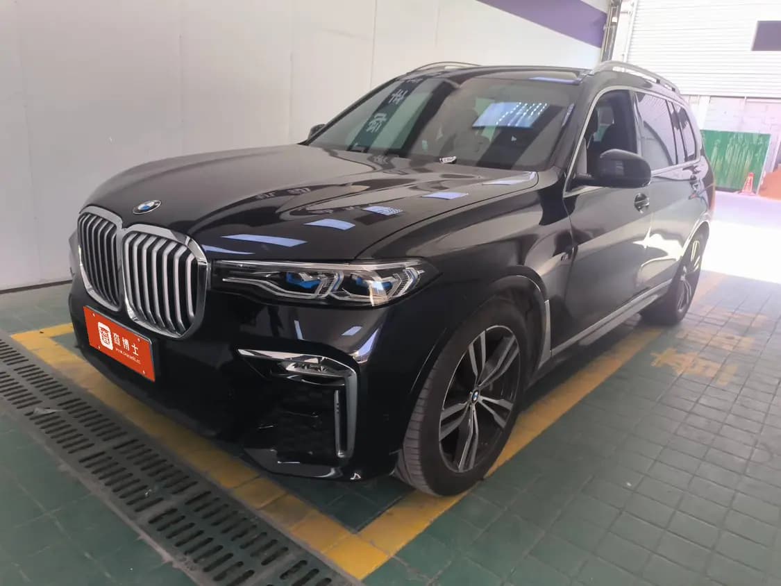 BMW X7 2022 г. 138086 км. — фото 1