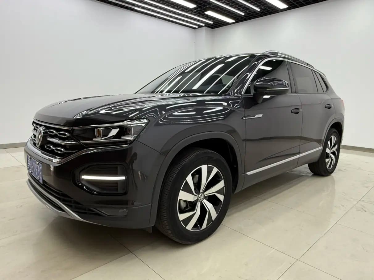 Volkswagen Tayron 2021 г. 8820 км.