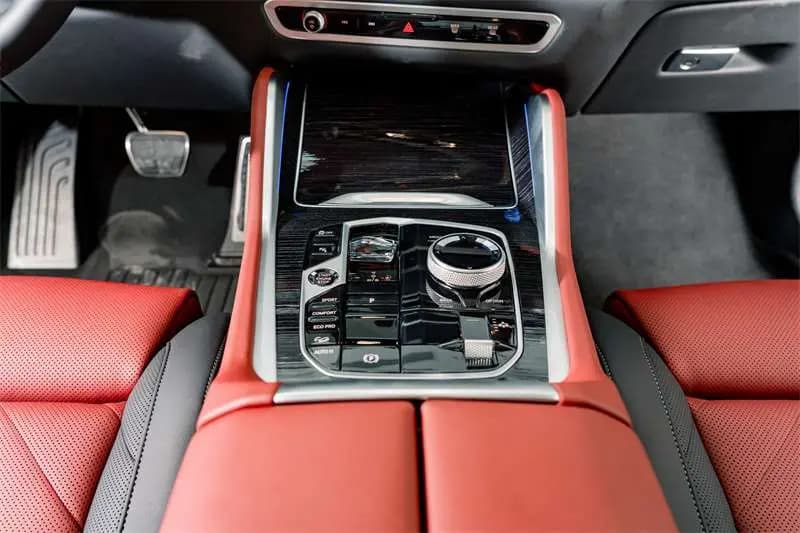 BMW X6 2025 г. 5785 км. — фото 12