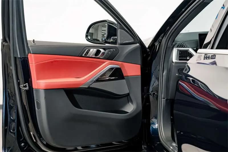 BMW X6 2025 г. 5785 км. — фото 17