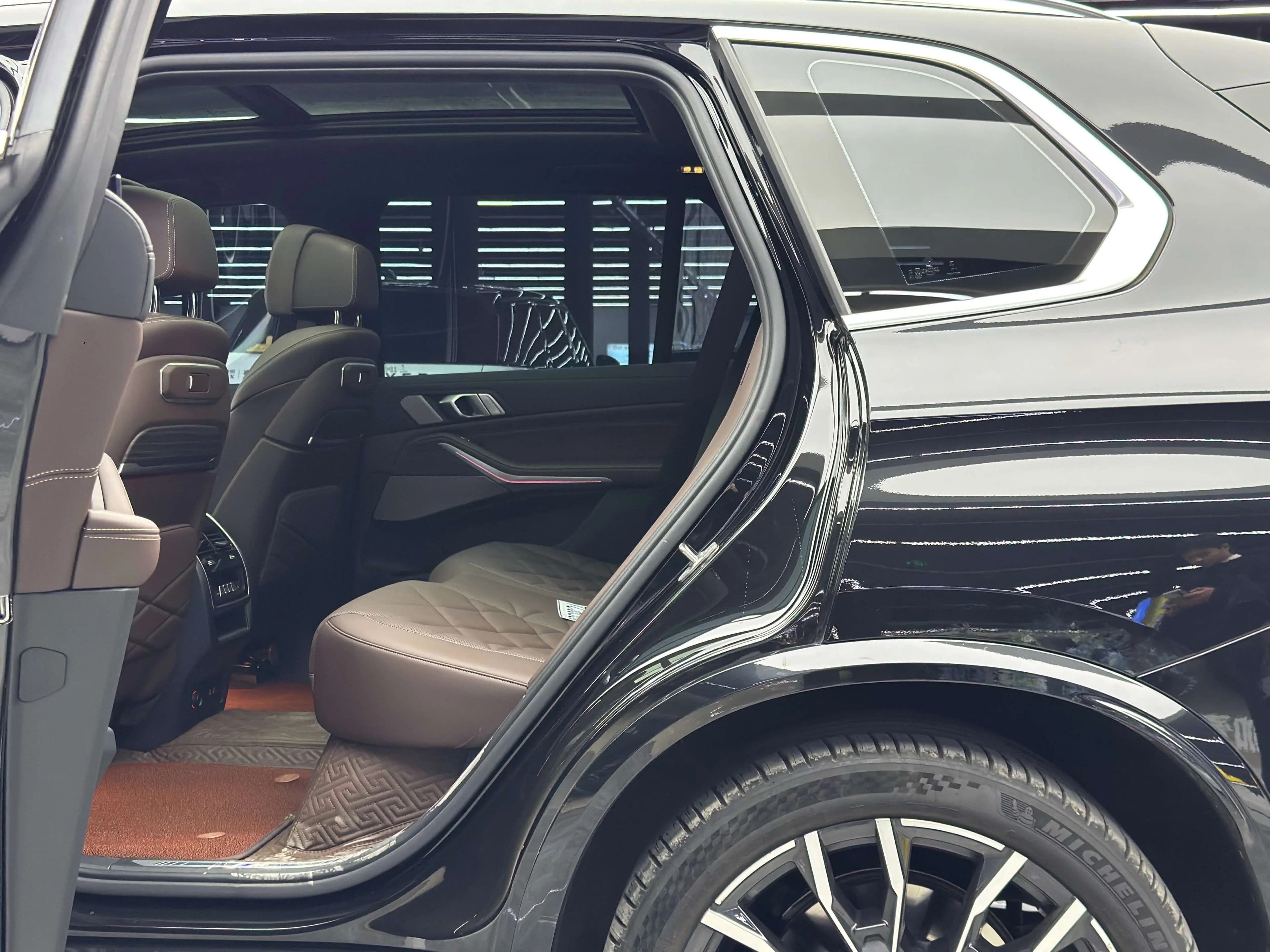 BMW X5 2024 г. 25431 км. — фото 9