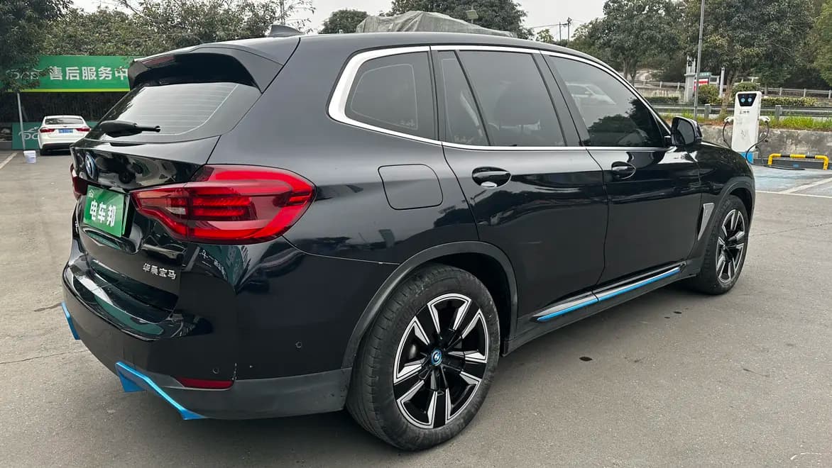 BMW iX3 2021 г. 71014 км. — фото 5