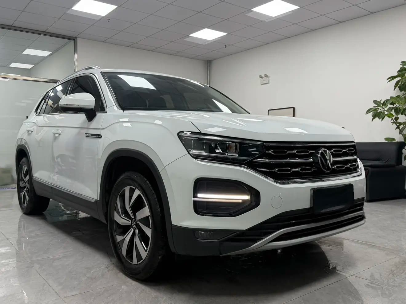 Volkswagen Tayron 2022 г. 34094 км. — фото 9