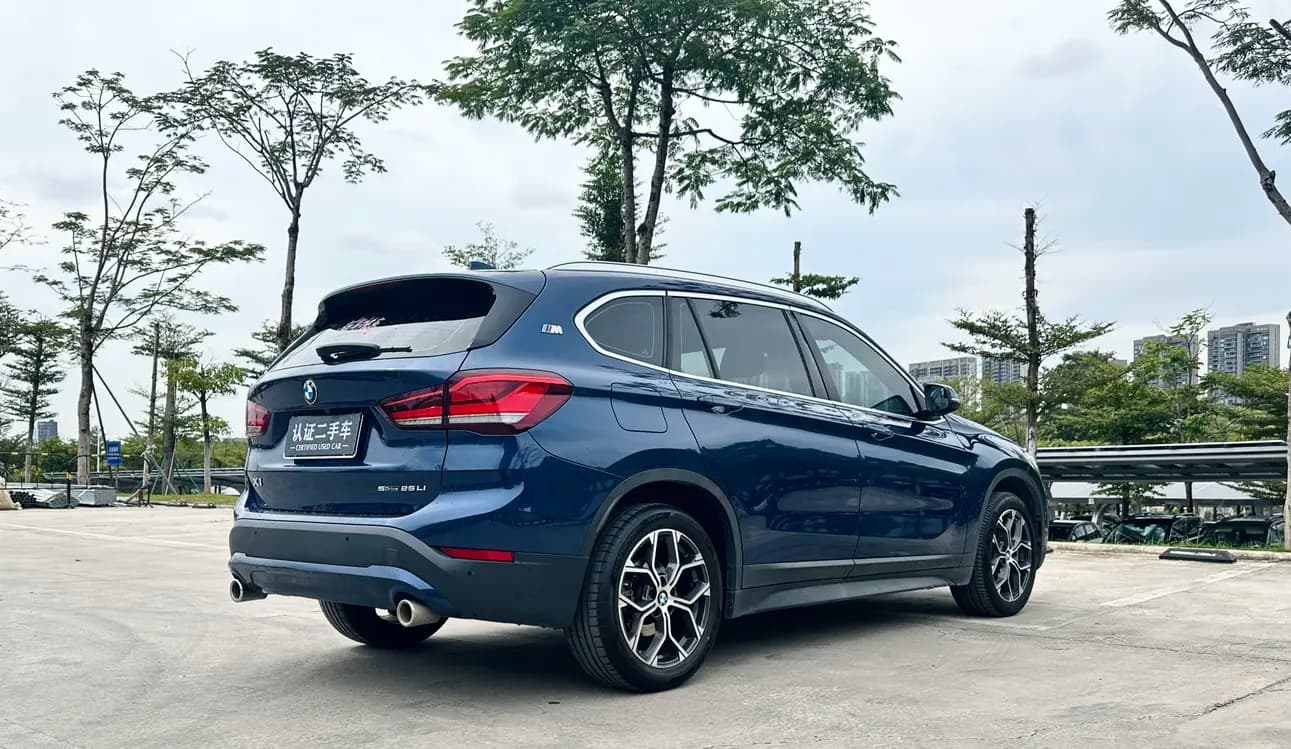 BMW X1 2021 г. 76047 км. — фото 2