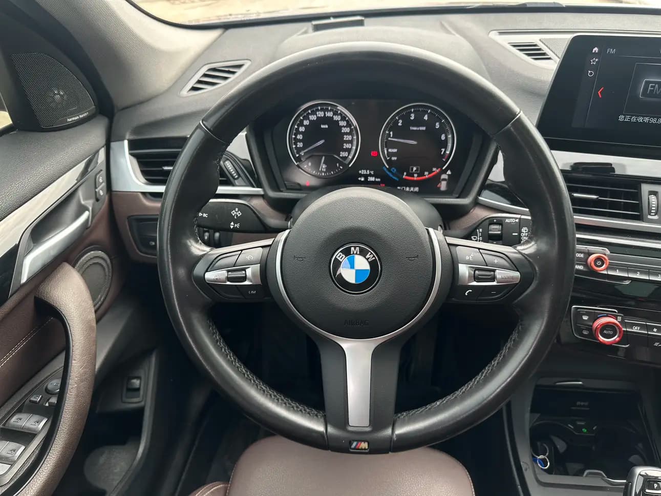 BMW X1 2021 г. 76047 км. — фото 4
