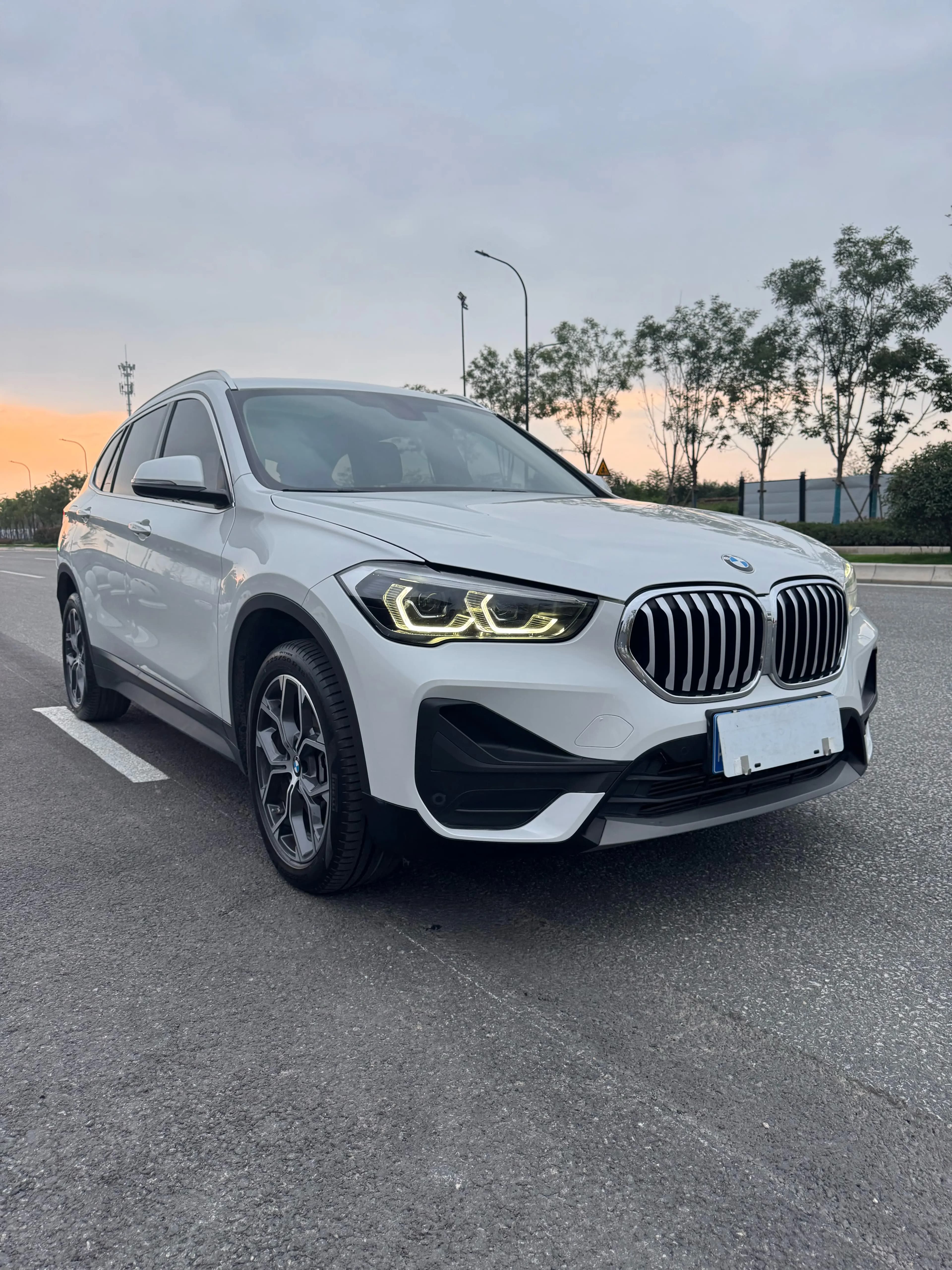 BMW X1 2021 г. 80048 км. — фото 2