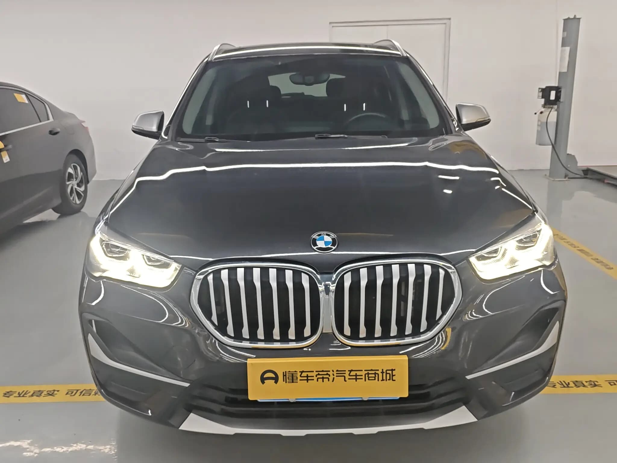 BMW X1 2022 г. 68350 км. — фото 2