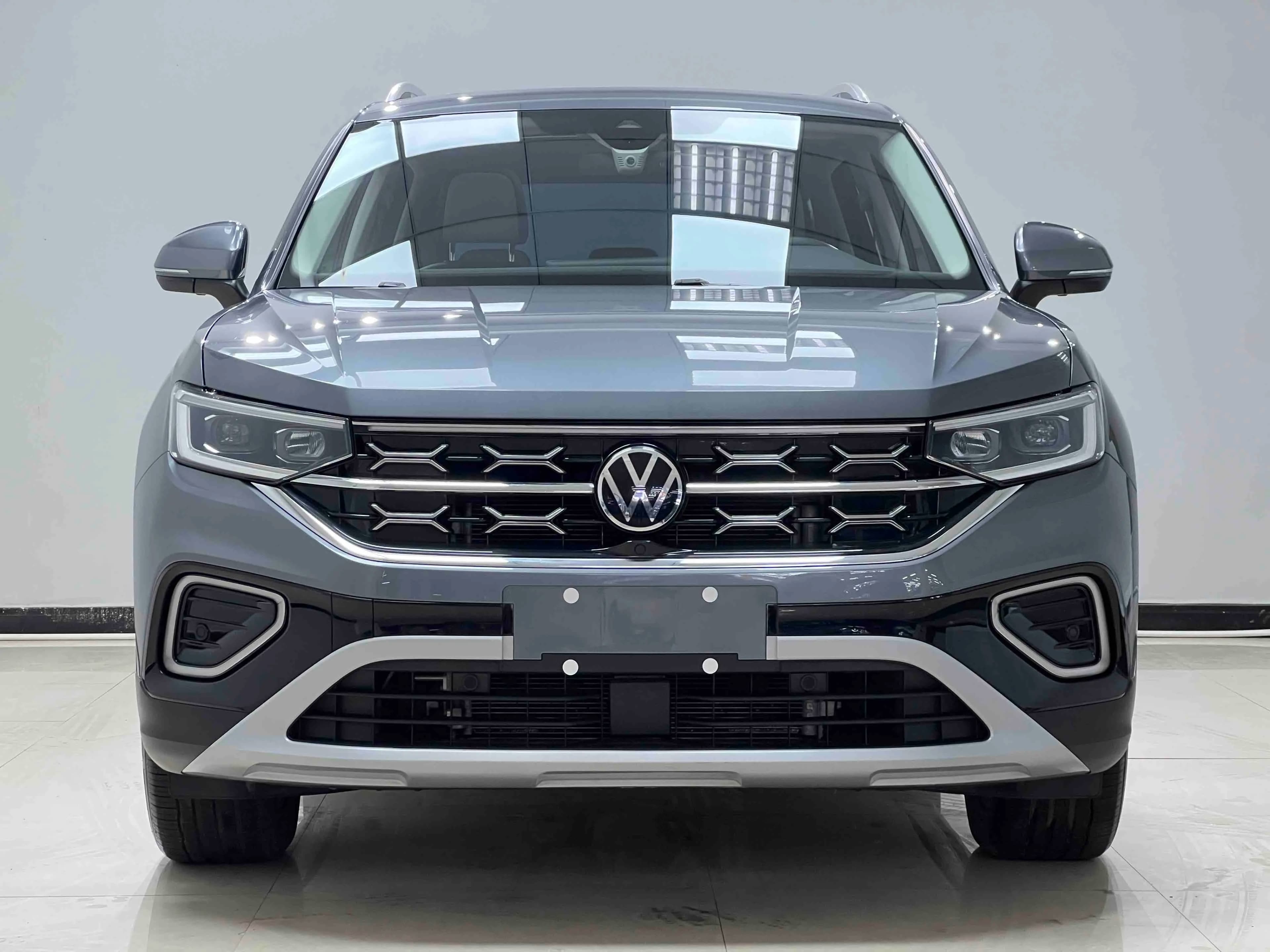 Volkswagen Tayron 2023 г. 47097 км. — фото 2
