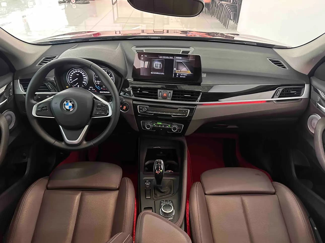 BMW X1 2021 г. 56052 км. — фото 4