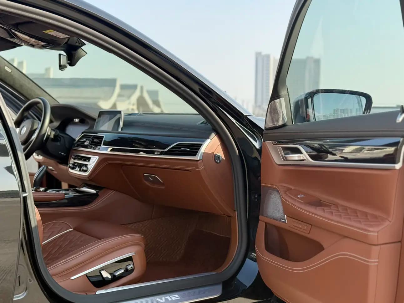 BMW 7 Series 2021 г. 25059 км. — фото 18