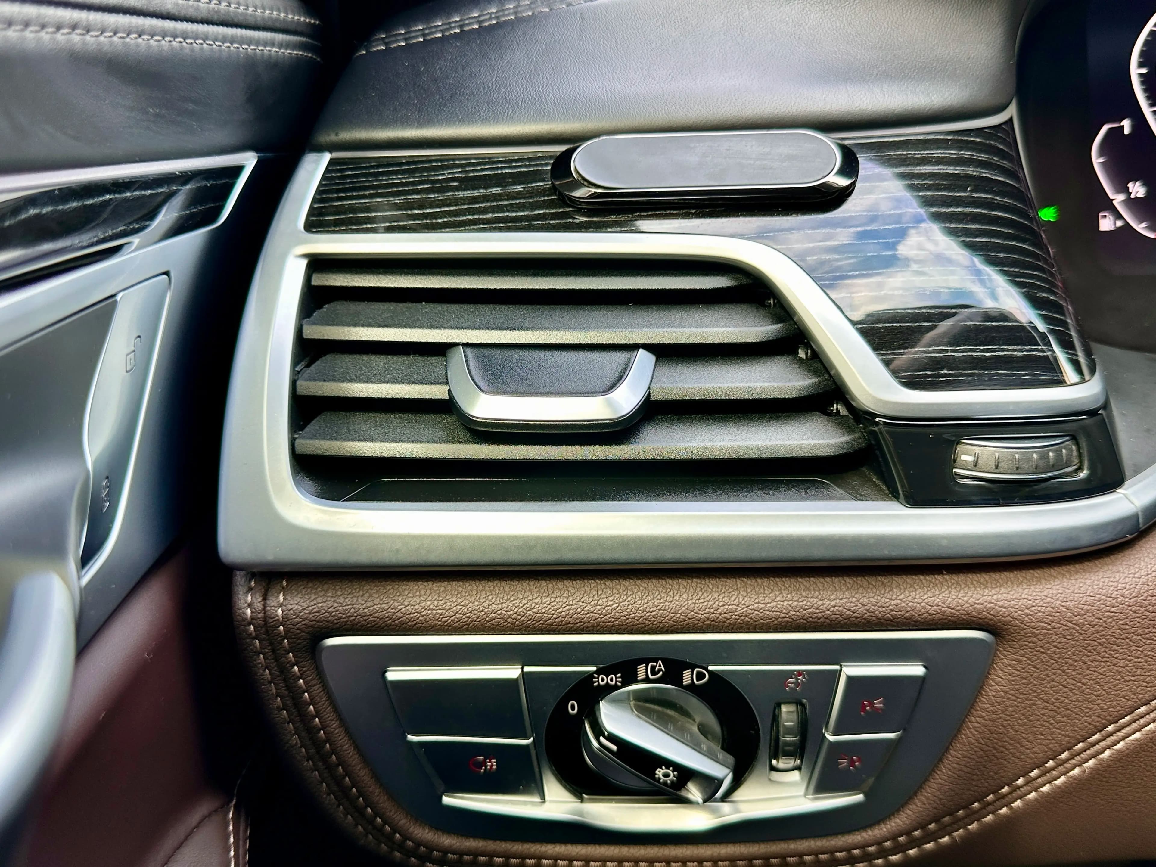 BMW 7 Series 2021 г. 118058 км. — фото 10