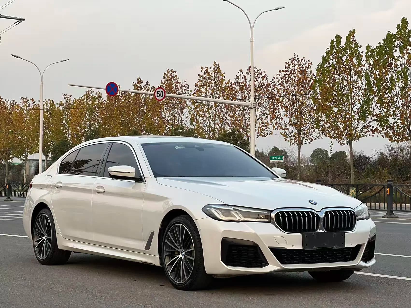 BMW 5 Series 2021 г. 59057 км. — фото 3