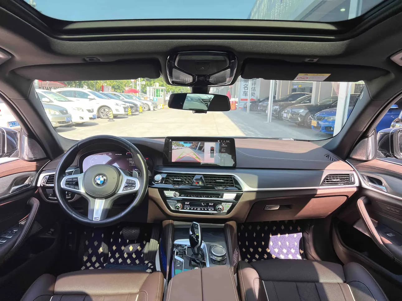 BMW 5 Series 2022 г. 63061 км. — фото 8
