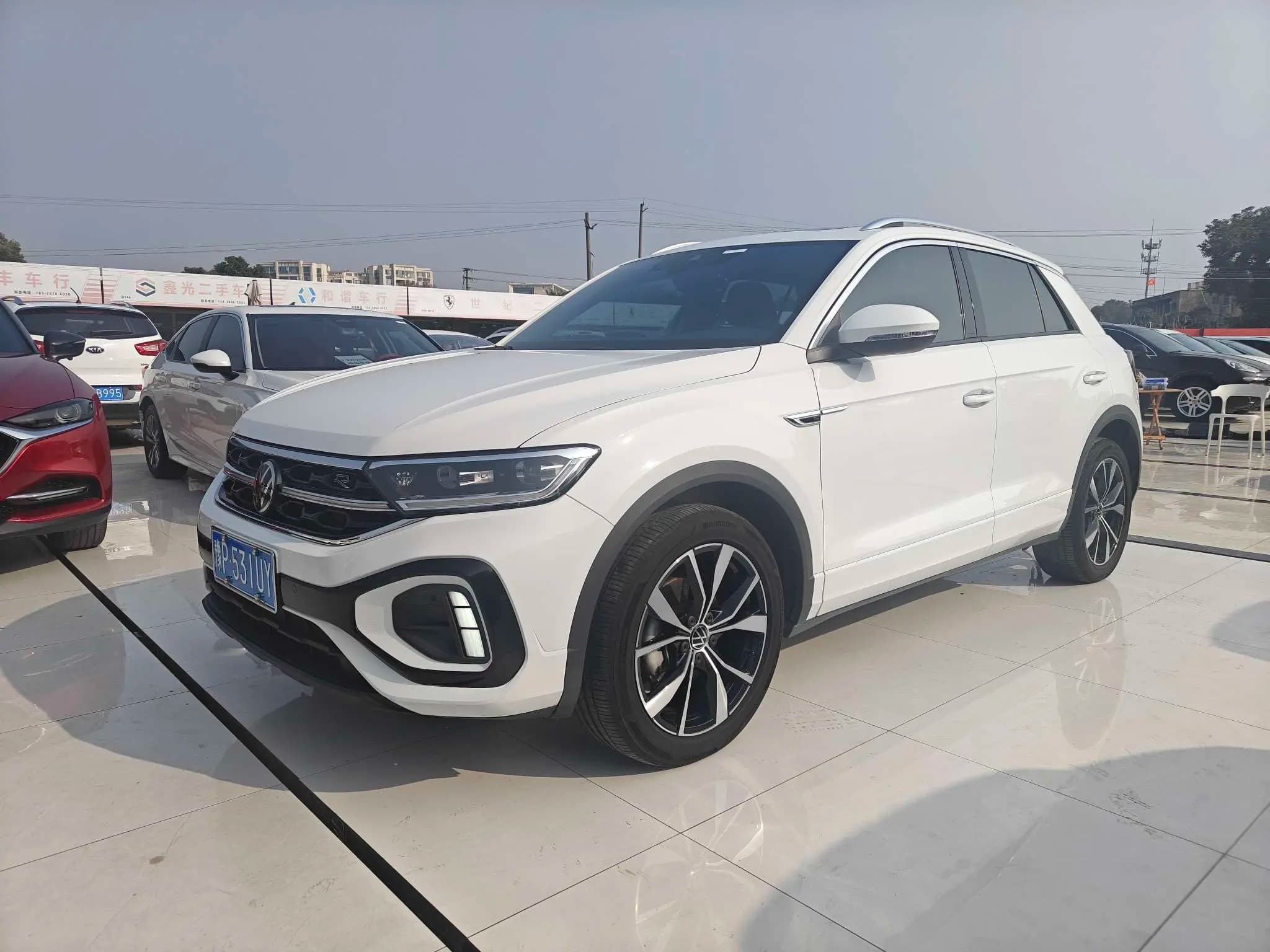 Volkswagen T-Roc 2023 г. 12147 км.