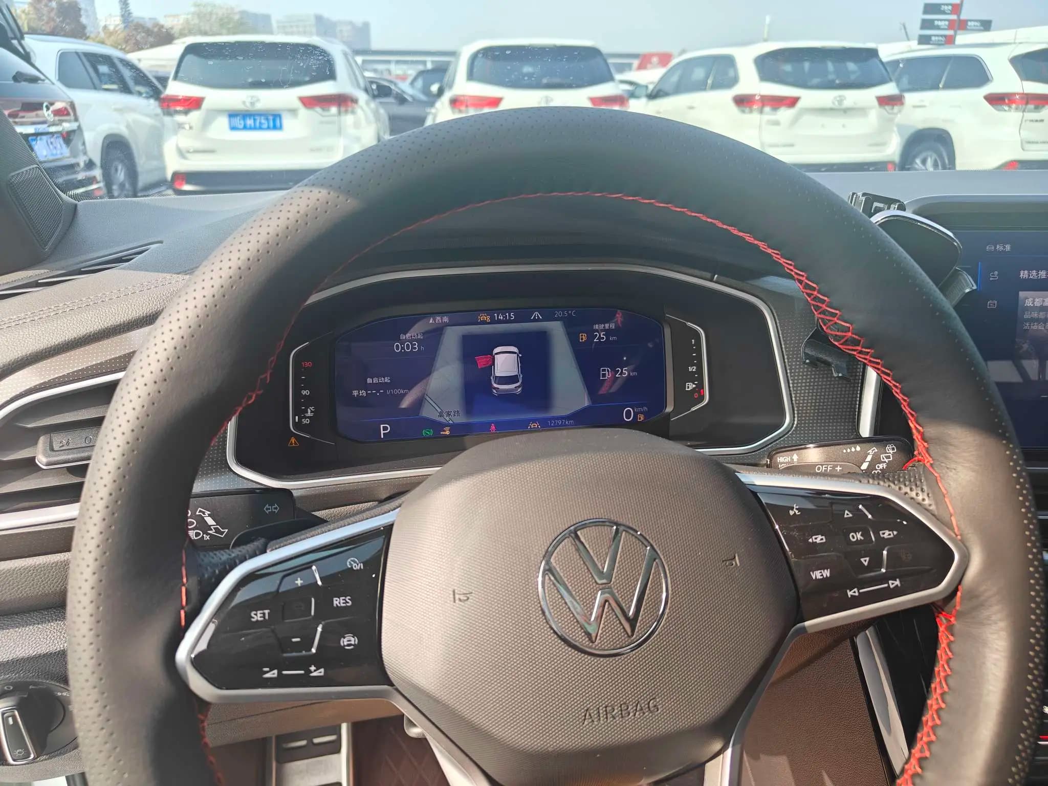Volkswagen T-Roc 2023 г. 12147 км. — фото 11