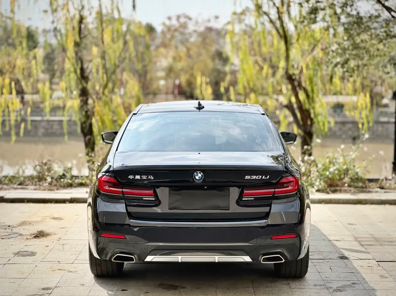 BMW 5 Series 2023 г. 68011 км. — фото 3