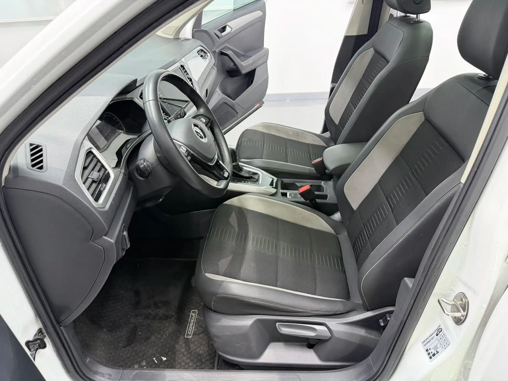 Volkswagen T-Roc 2022 г. 28148 км. — фото 17