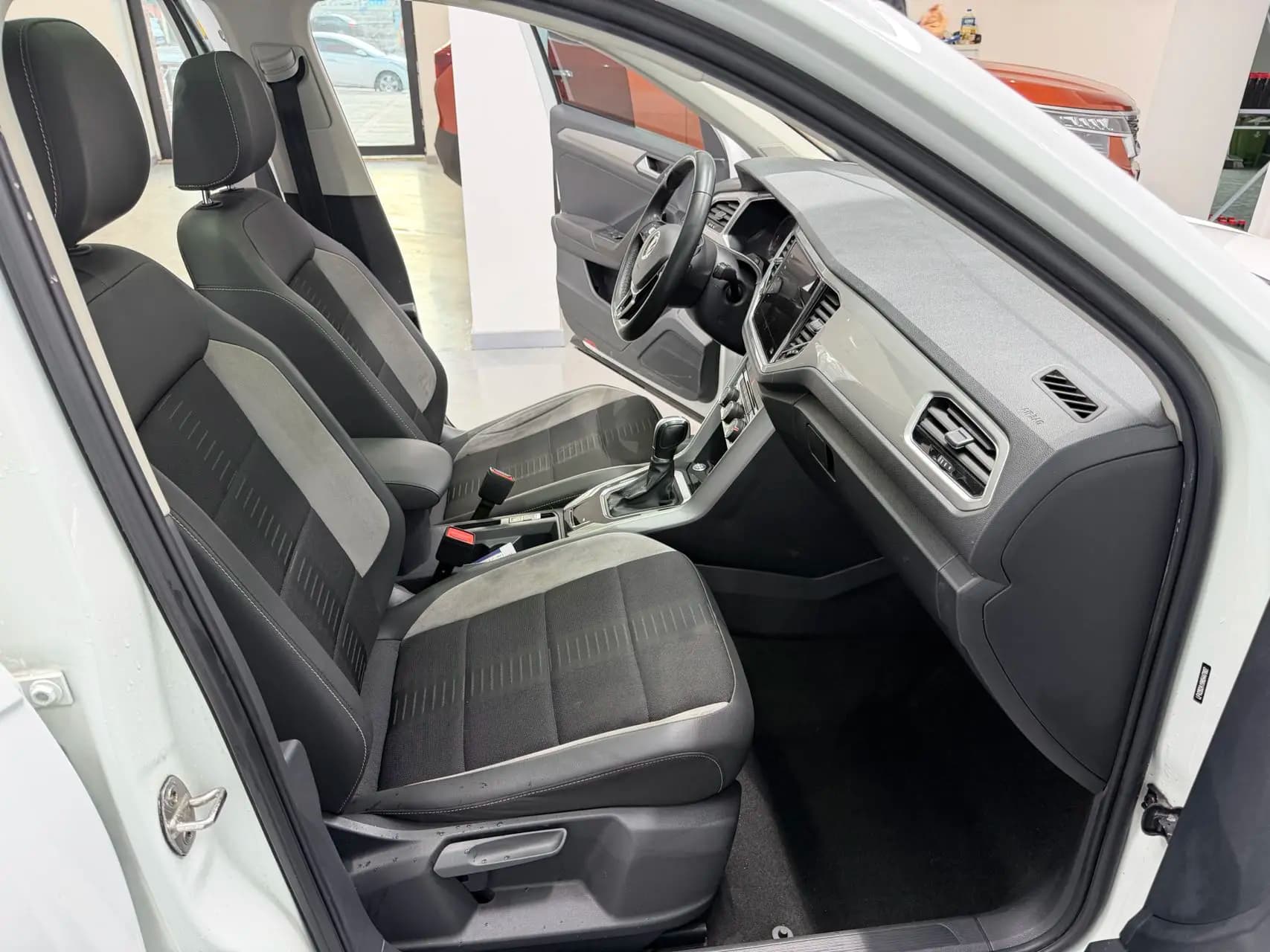 Volkswagen T-Roc 2022 г. 28148 км. — фото 8