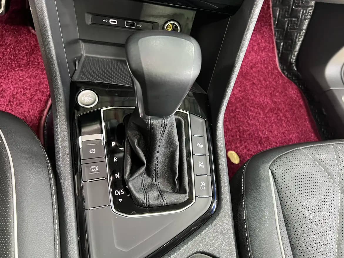 Volkswagen Tiguan L 2021 г. 74036 км. — фото 18