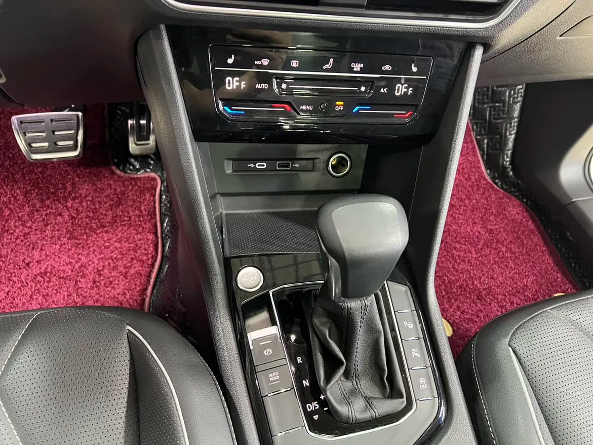 Volkswagen Tiguan L 2021 г. 74036 км. — фото 19