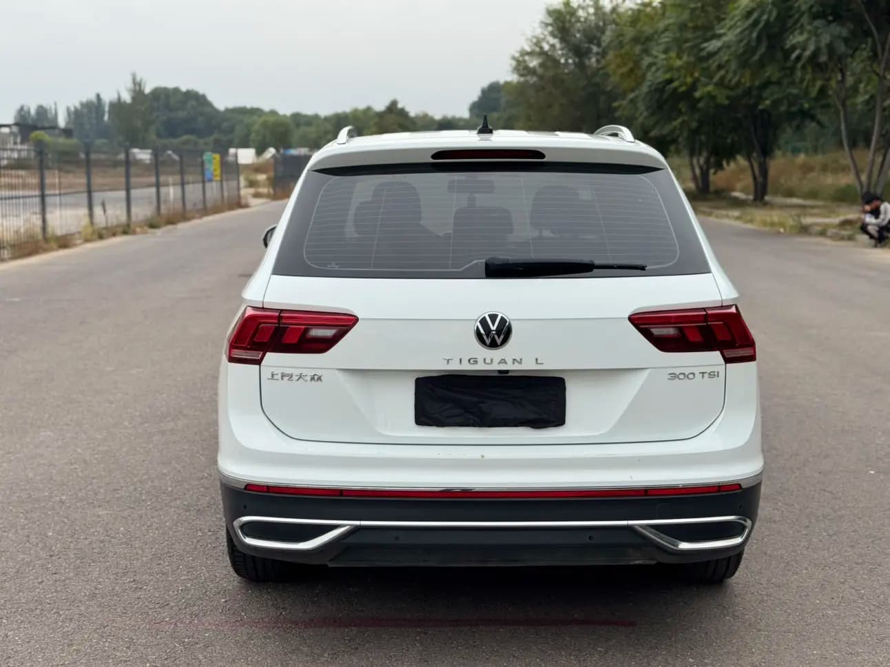 Volkswagen Tiguan L 2023 г. 96037 км. — фото 6