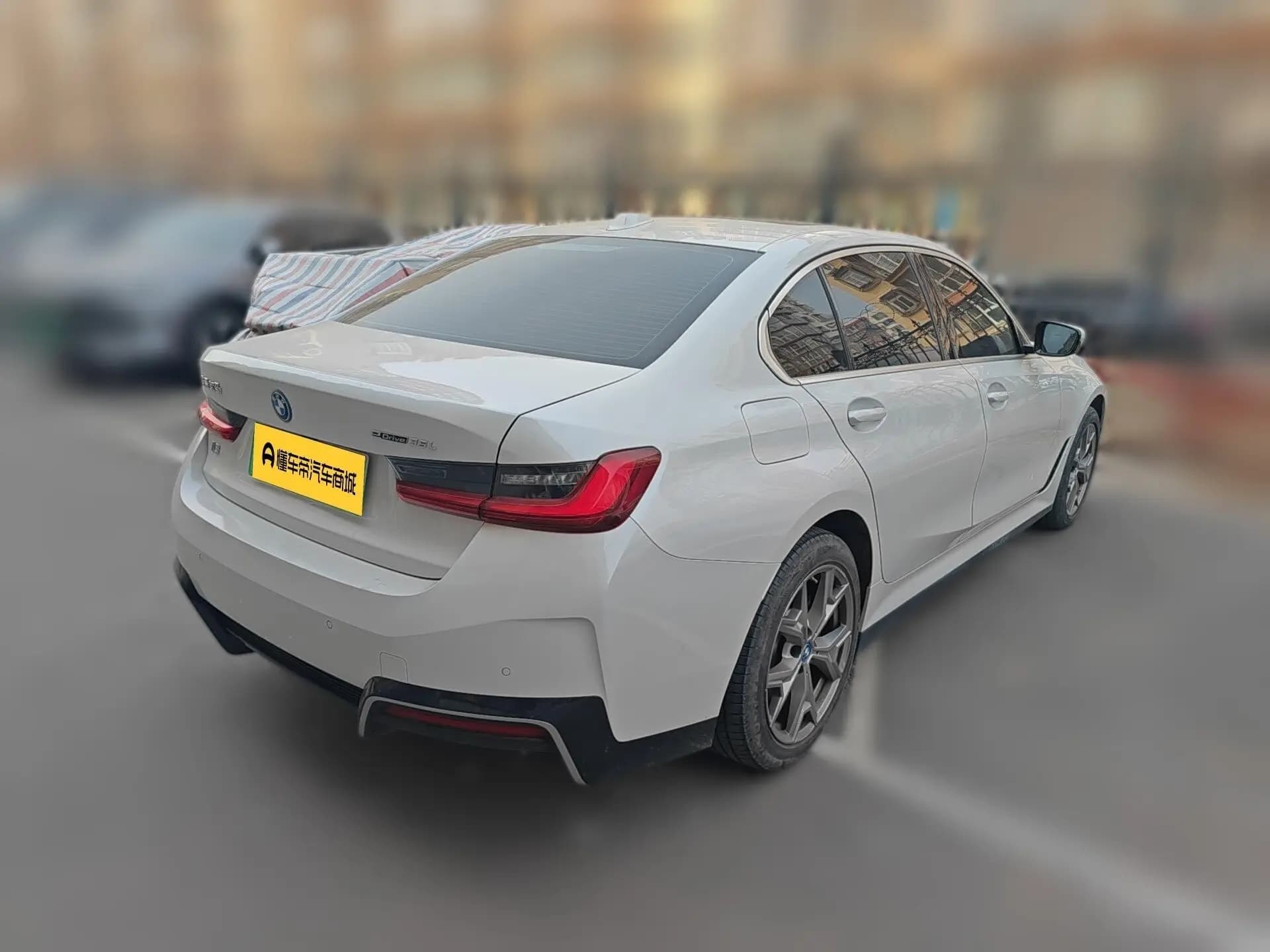 BMW i3 2023 г. 38324 км. — фото 3