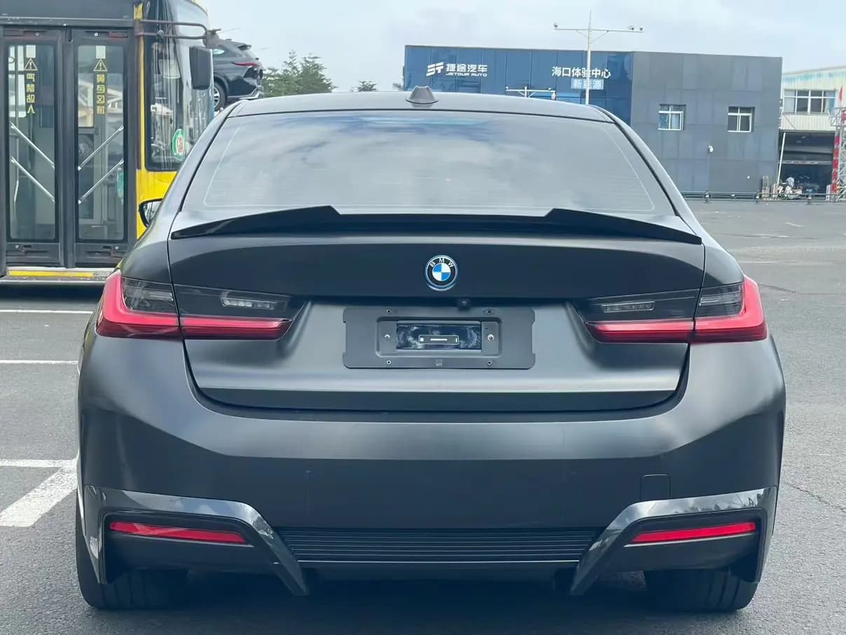 BMW i3 2023 г. 36015 км. — фото 4