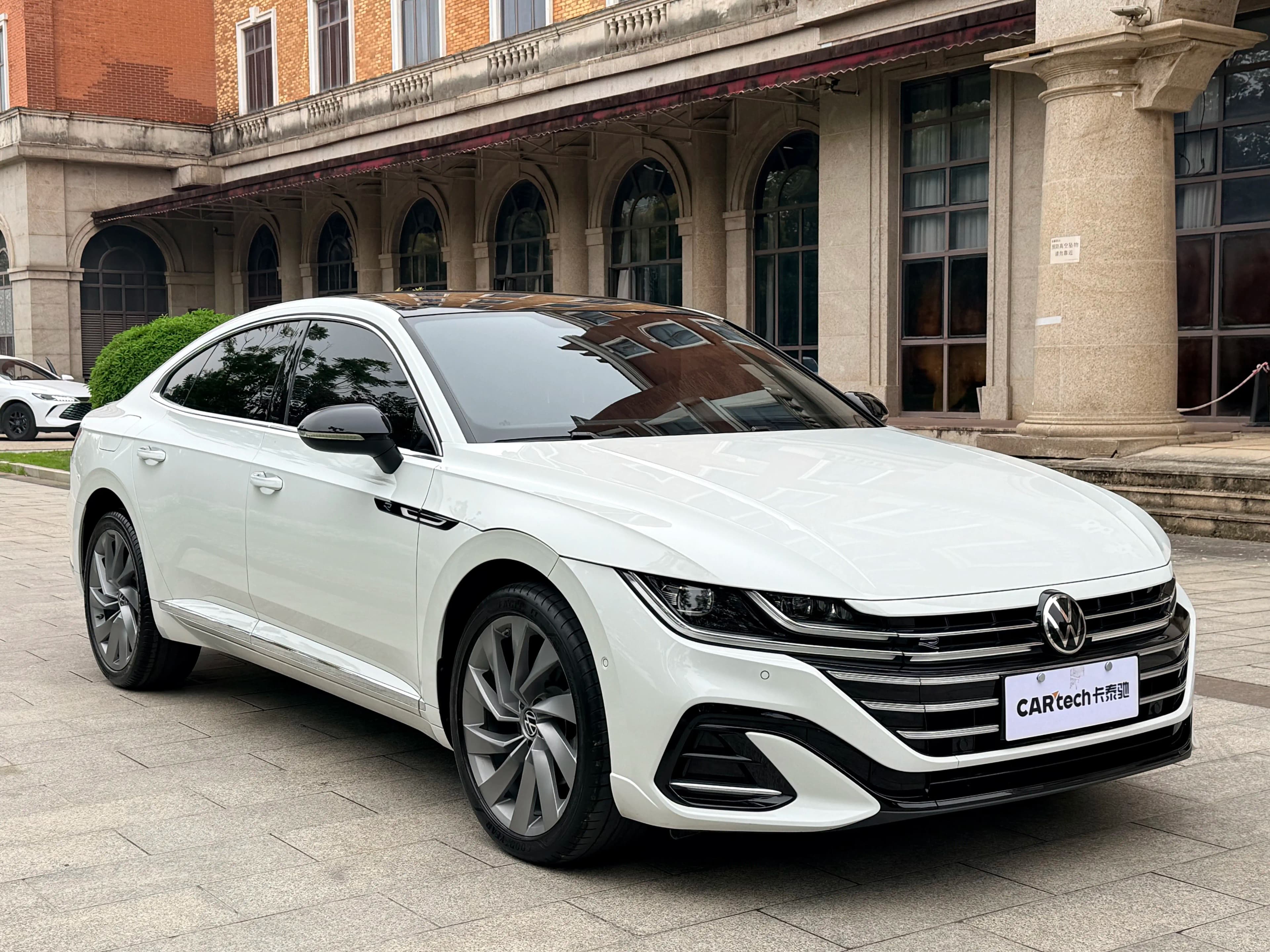 Volkswagen Arteon 2023 г. 48092 км. — фото 3