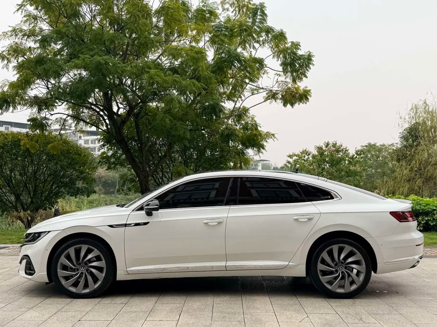 Volkswagen Arteon 2023 г. 48092 км. — фото 4