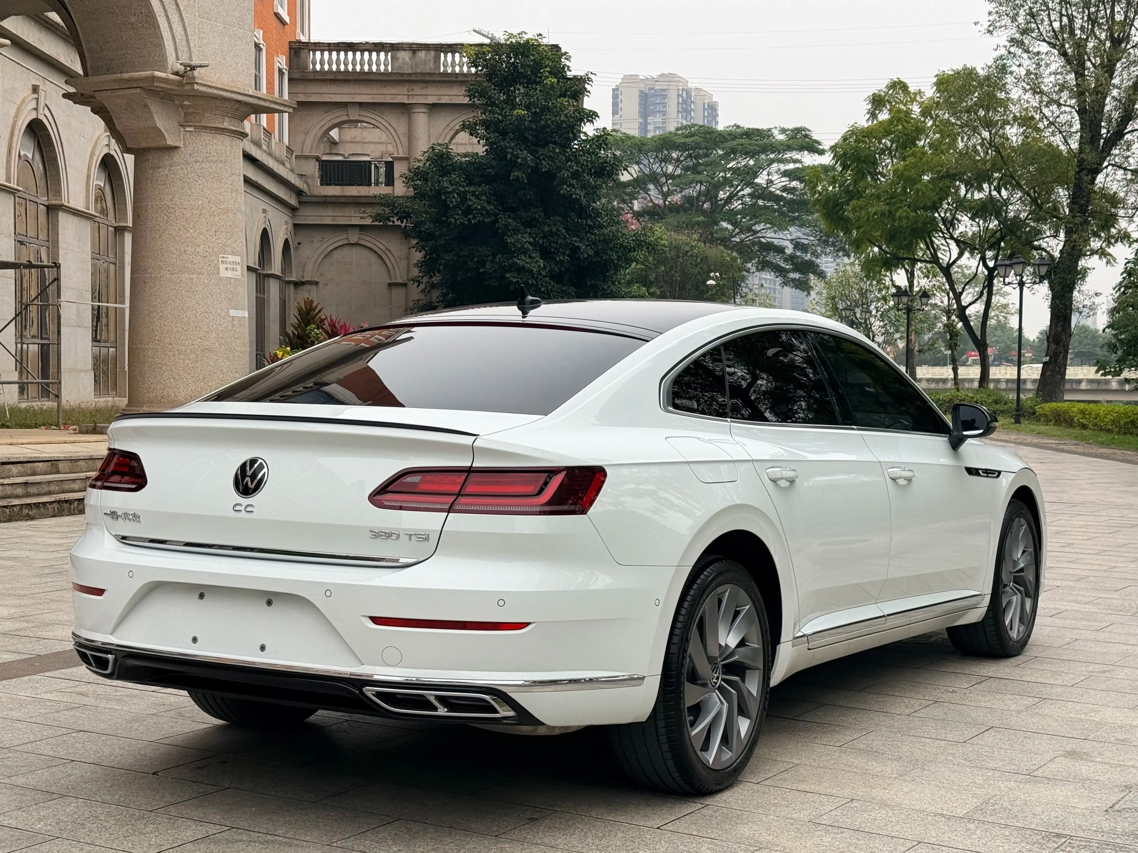 Volkswagen Arteon 2023 г. 48092 км. — фото 7