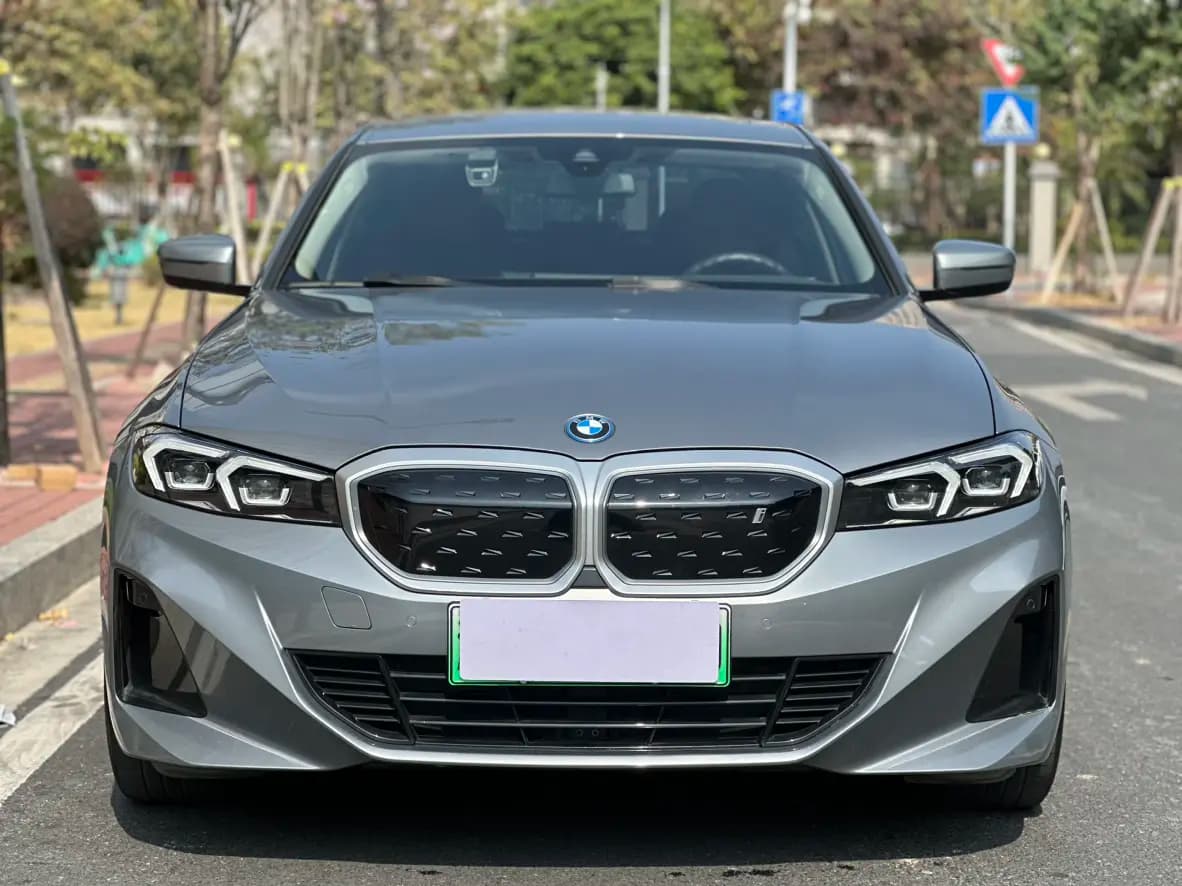 BMW i3 2022 г. 80126 км. — фото 2