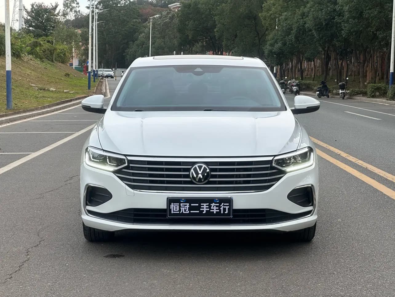 Volkswagen Lavida 2023 г. 34010 км. — фото 2