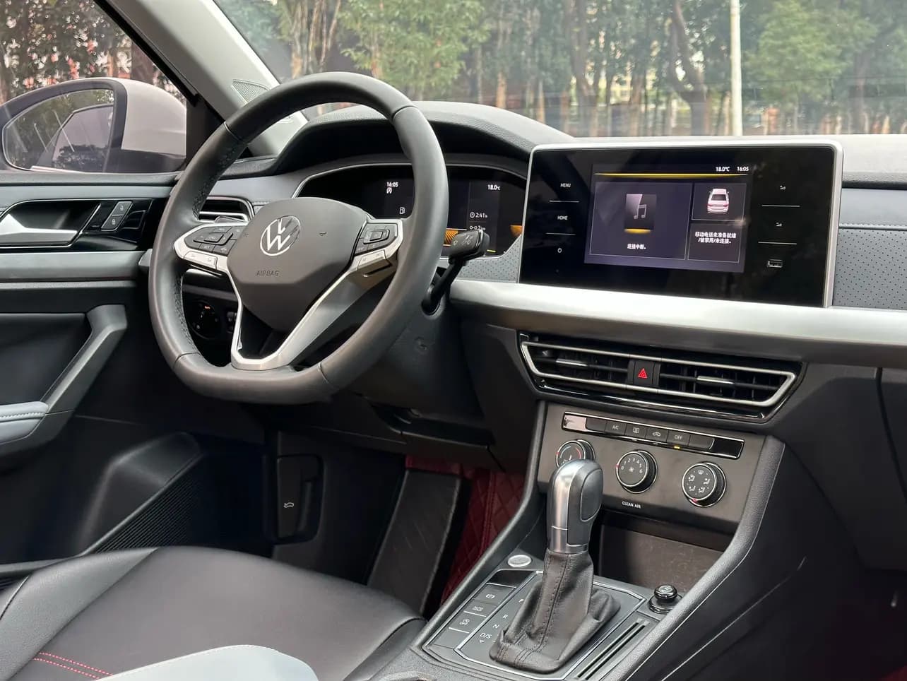 Volkswagen Lavida 2023 г. 34010 км. — фото 24
