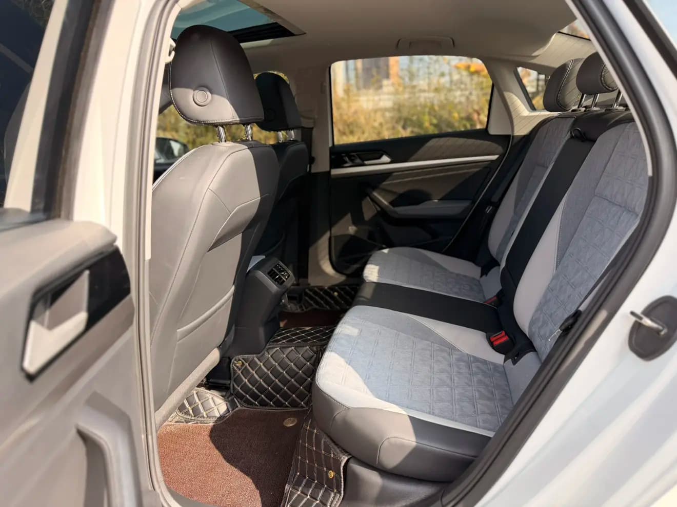 Volkswagen Lavida 2023 г. 22014 км. — фото 13