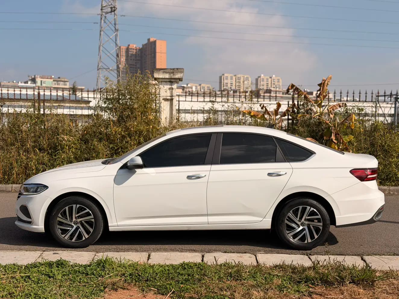 Volkswagen Lavida 2023 г. 22014 км. — фото 4