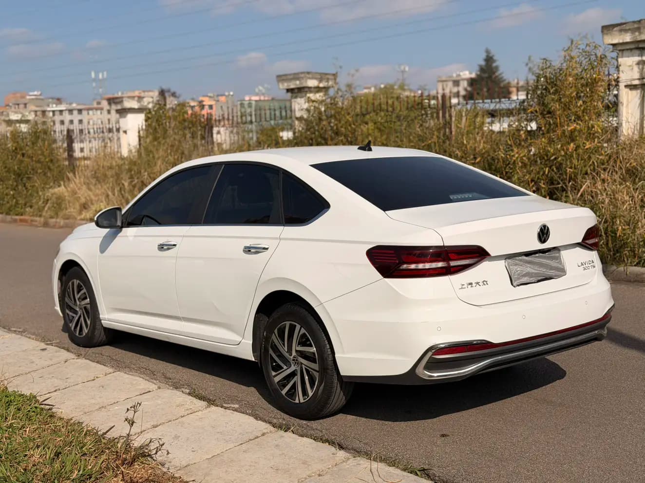 Volkswagen Lavida 2023 г. 22014 км. — фото 5