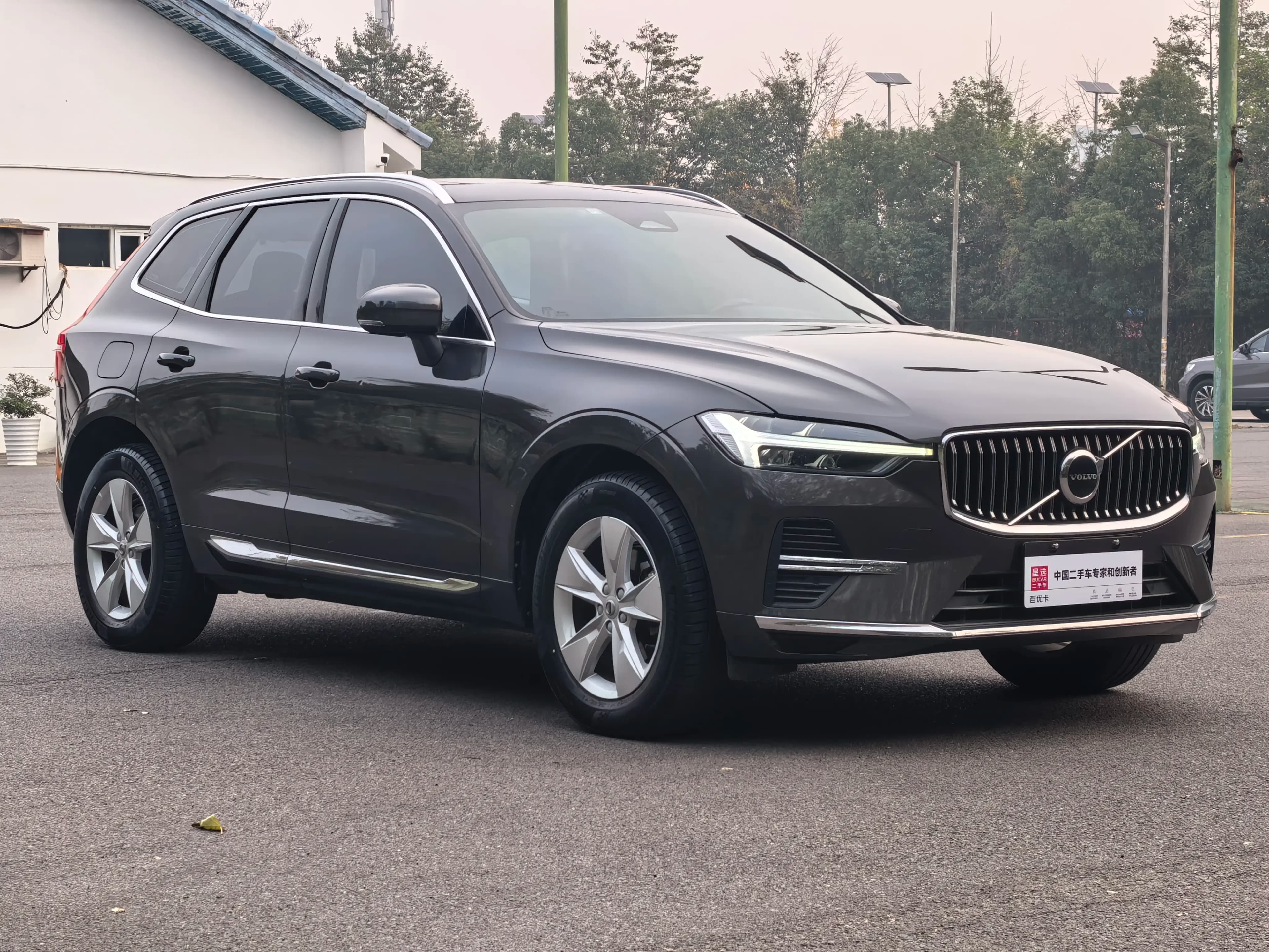 Volvo XC60 2021 г. 47911 км. — фото 2
