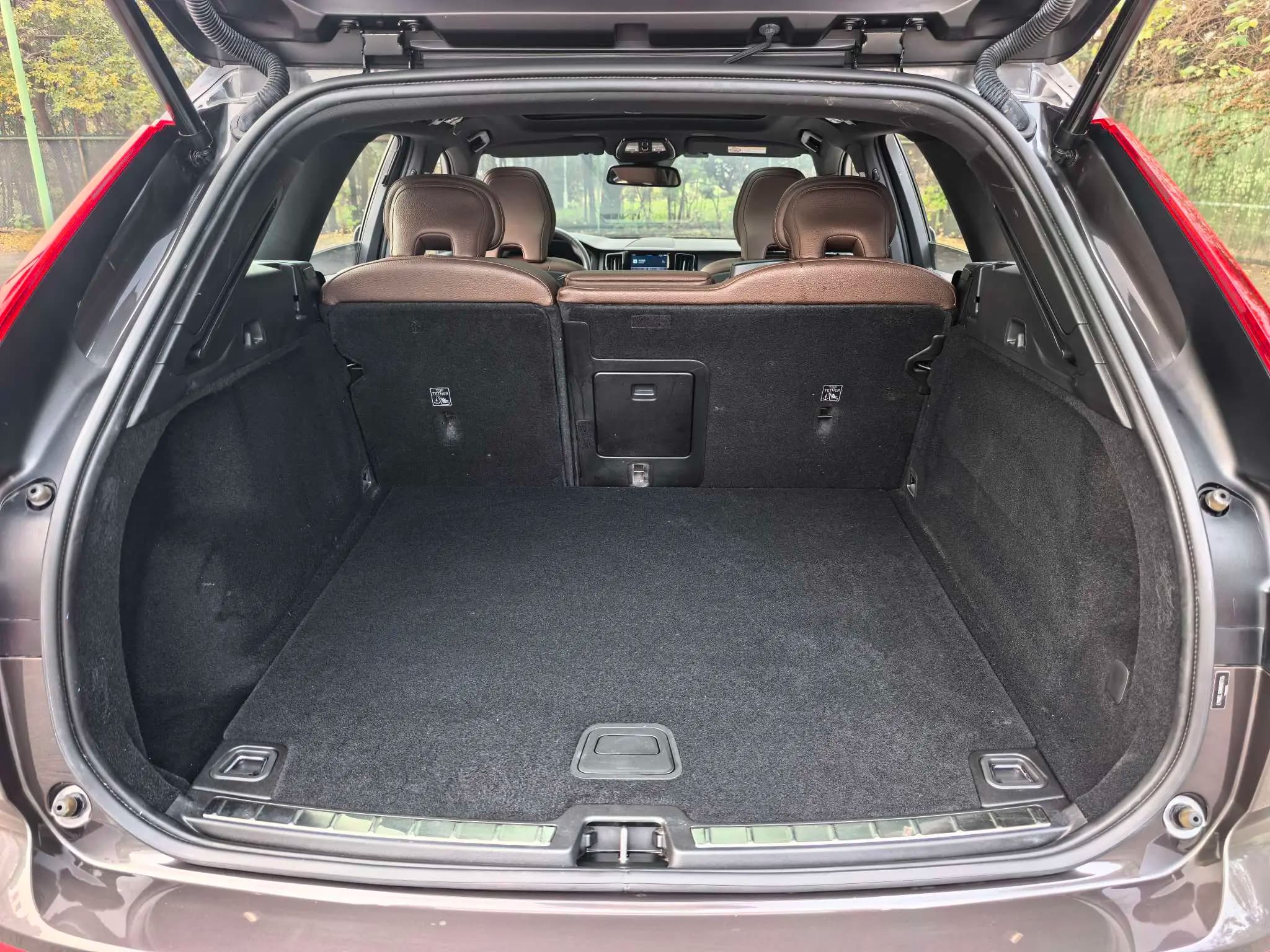 Volvo XC60 2021 г. 47911 км. — фото 16