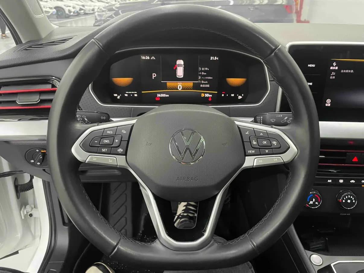 Volkswagen Lavida 2022 г. 26017 км. — фото 18