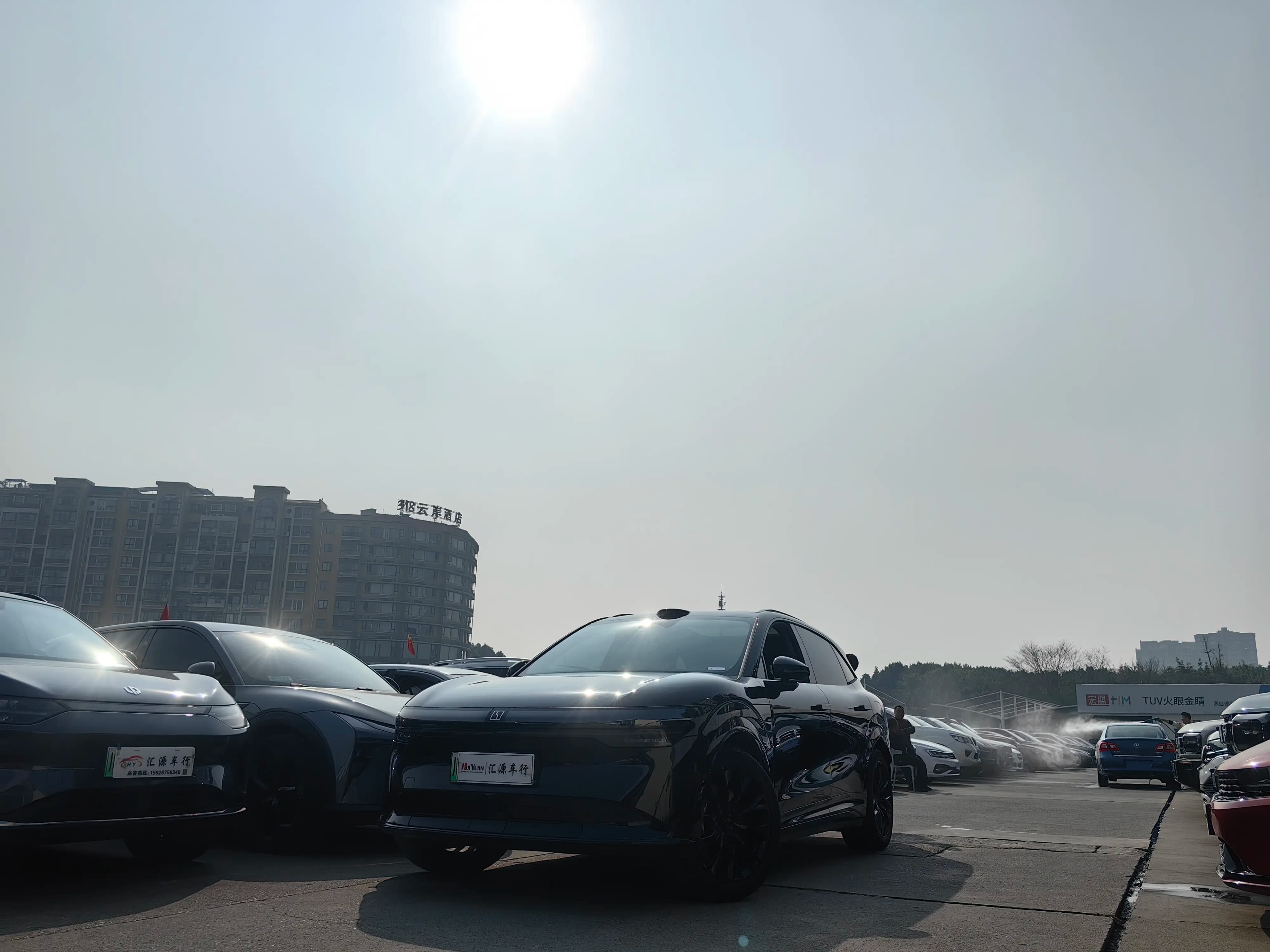 ZEEKR 7X 2024 г. 16052 км.