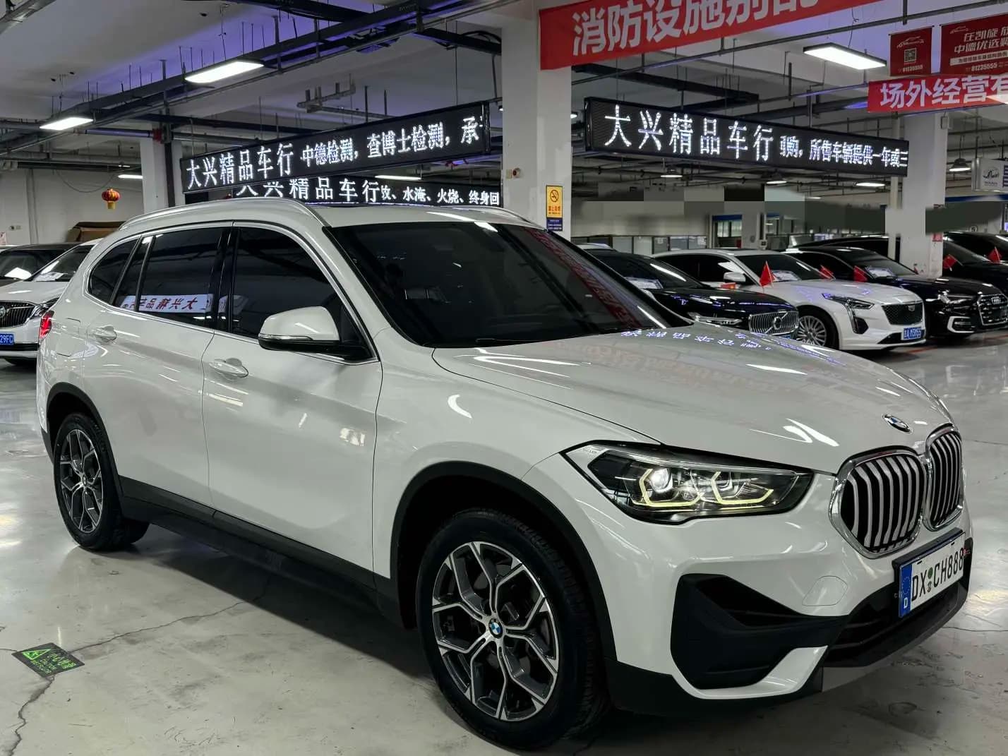 BMW X1 2021 г. 54858 км. — фото 3