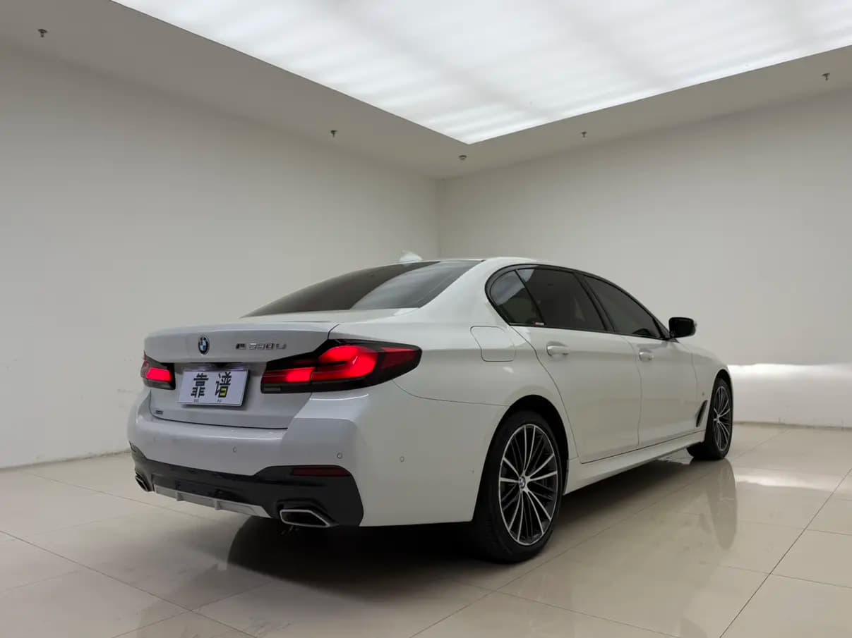 BMW 5 Series 2021 г. 83000 км. — фото 6