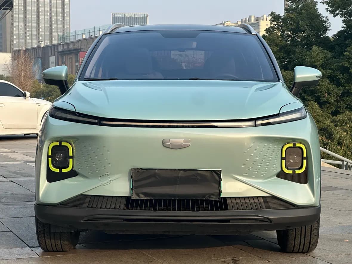 Geely Geometry E Firefly 2022 г. 81035 км. — фото 2