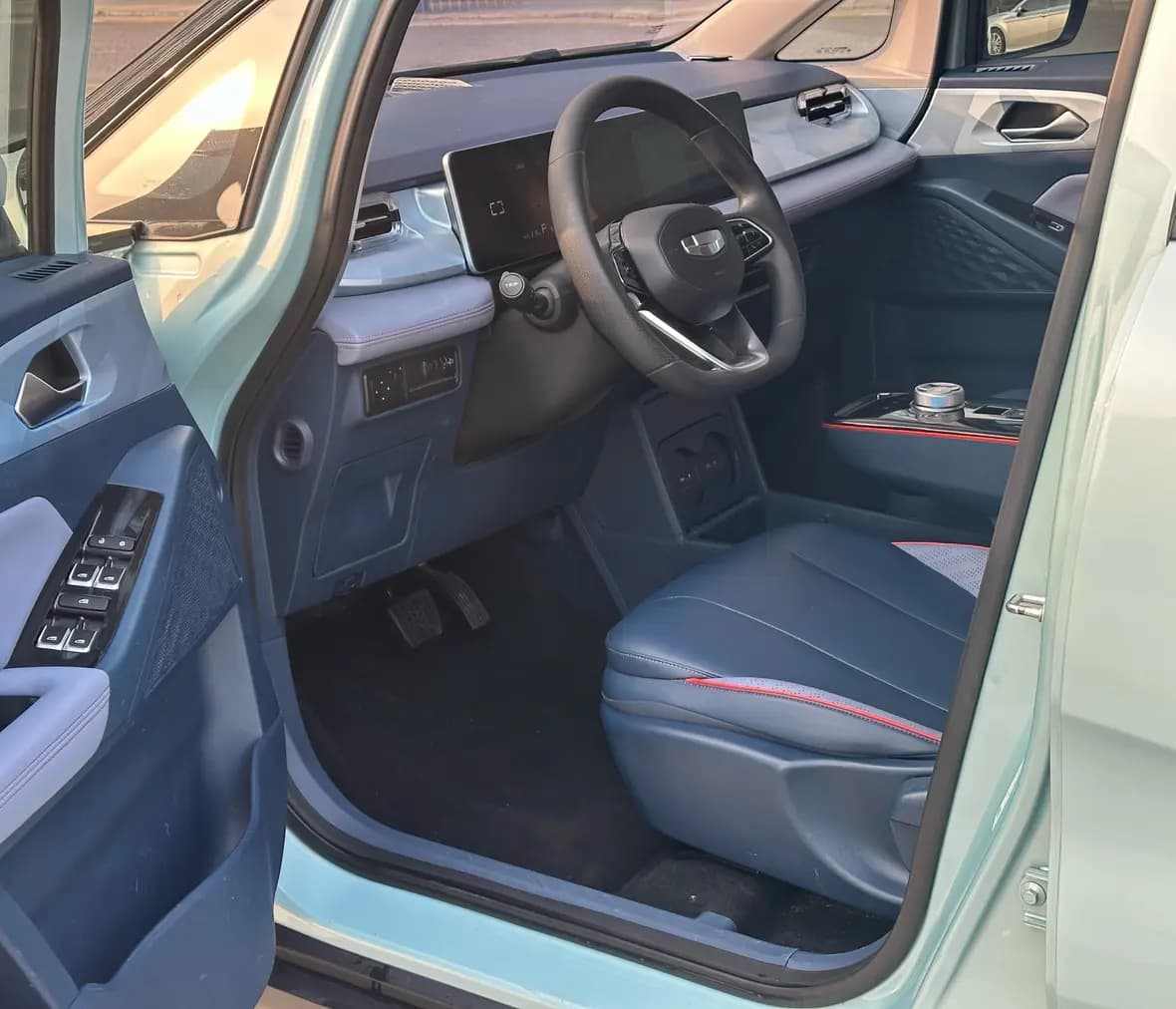 Geely Geometry E Firefly 2022 г. 81035 км. — фото 27